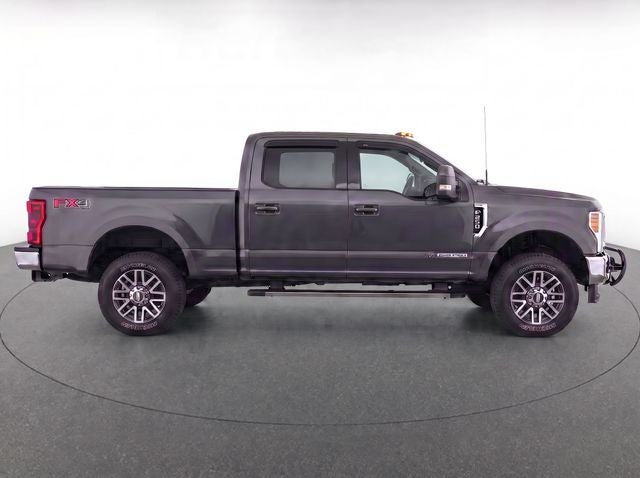 2017 Ford Super Duty F-250 SRW Lariat