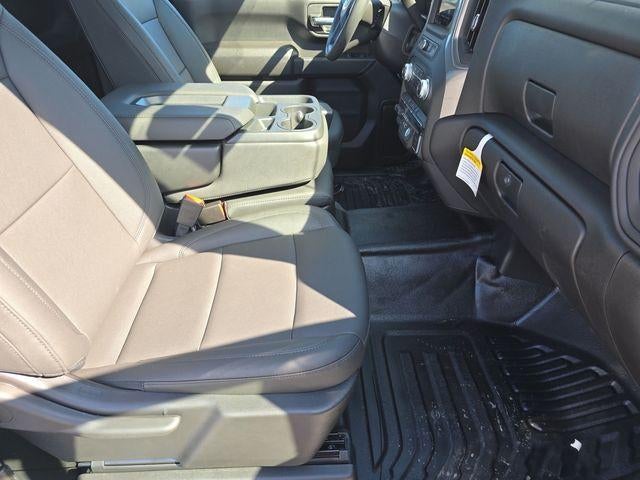 2025 GMC Sierra 3500 HD Chassis Cab Pro