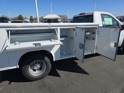 2025 GMC Sierra 3500 HD Chassis Cab Pro