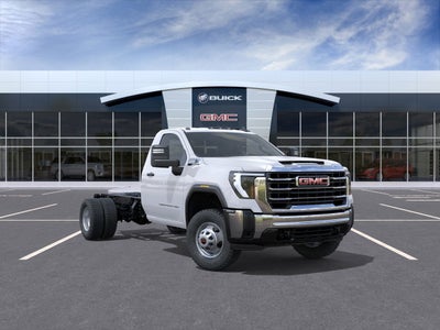 2025 GMC Sierra 3500 HD Chassis Cab Pro
