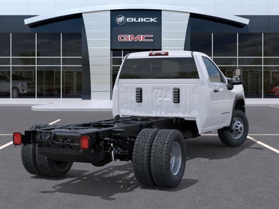 2025 GMC Sierra 3500 HD Chassis Cab Pro