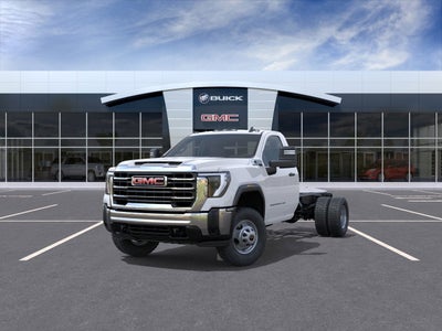 2025 GMC Sierra 3500 HD Chassis Cab Pro