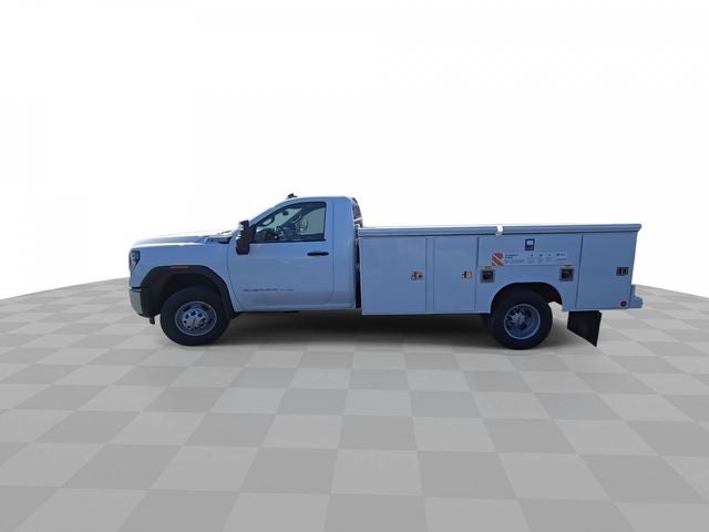 2025 GMC Sierra 3500 HD Chassis Cab Pro