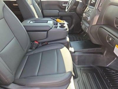 2025 GMC Sierra 3500 HD Chassis Cab Pro