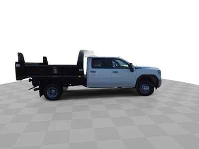 2025 GMC Sierra 3500 HD Chassis Cab Pro