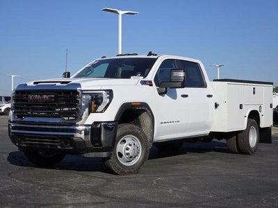 2025 GMC Sierra 3500 HD Chassis Cab Pro