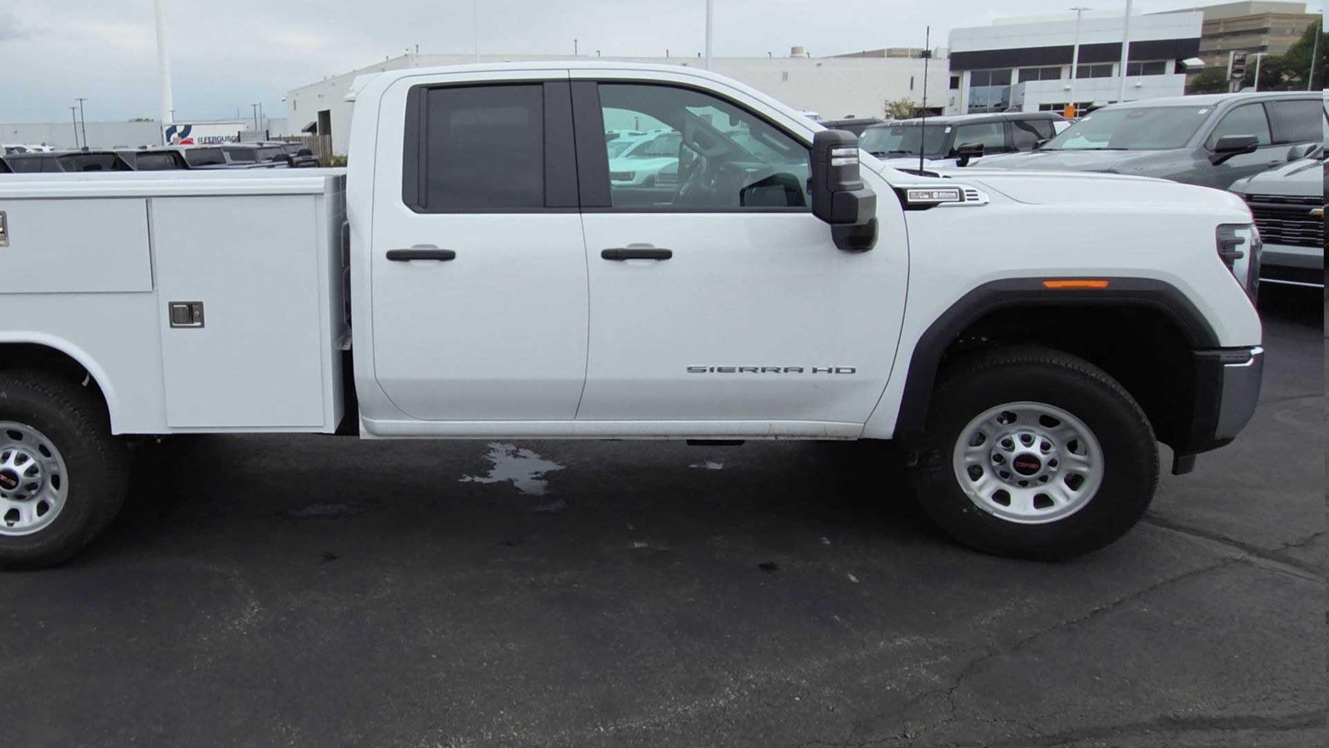 2025 GMC Sierra 3500 HD Pro