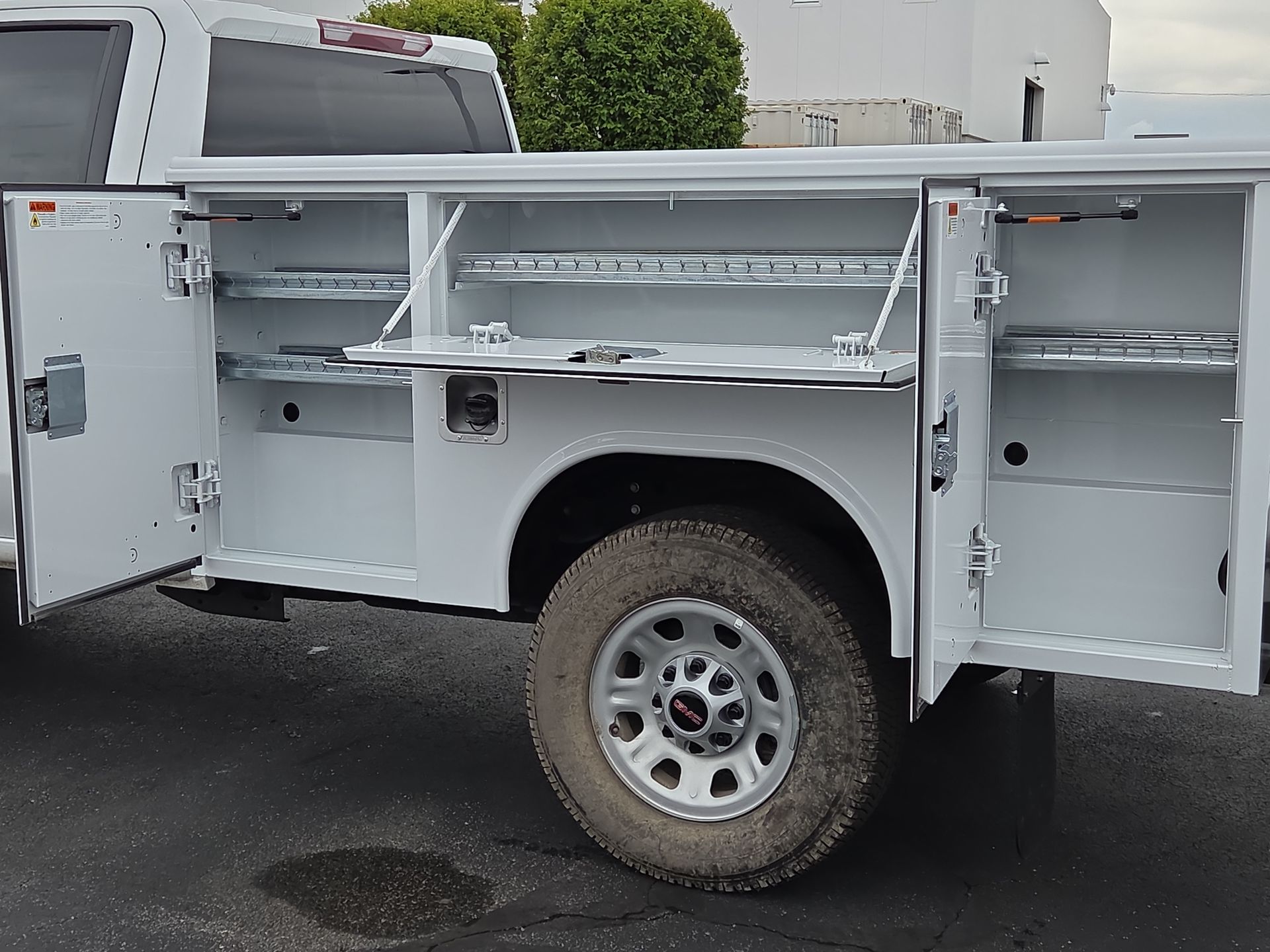 2025 GMC Sierra 3500 HD Pro