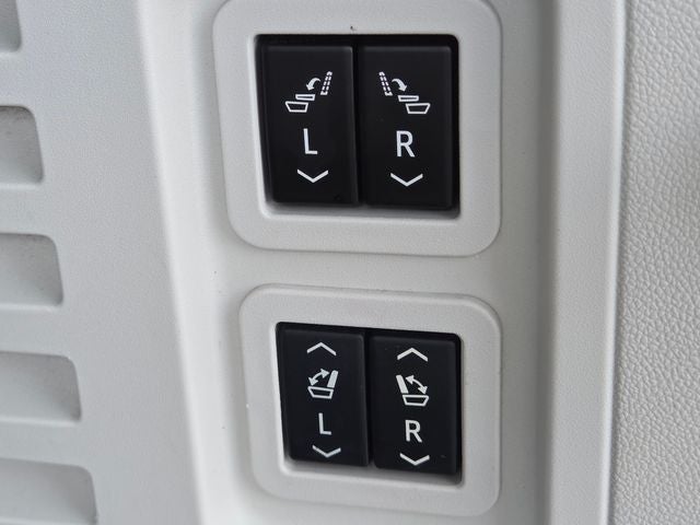 2024 GMC Acadia Base