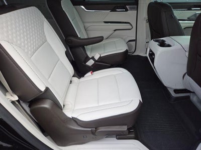 2024 GMC Acadia Base