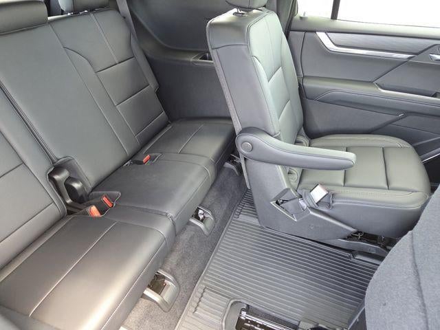 2026 GMC Acadia Base