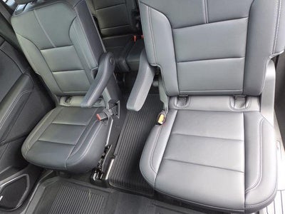 2026 GMC Acadia Base