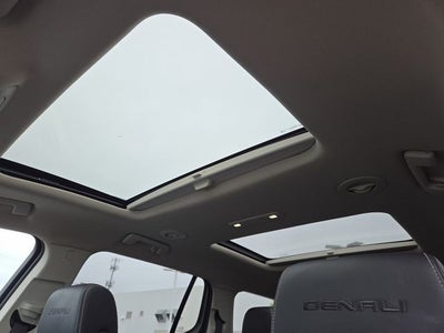 2020 GMC Acadia Denali
