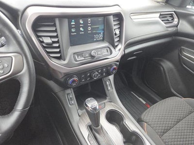 2017 GMC Acadia SLE-2