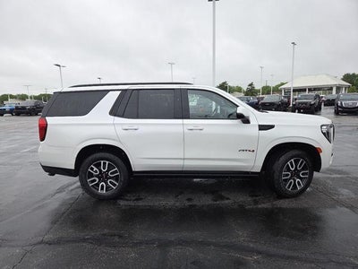 2023 GMC Yukon Base