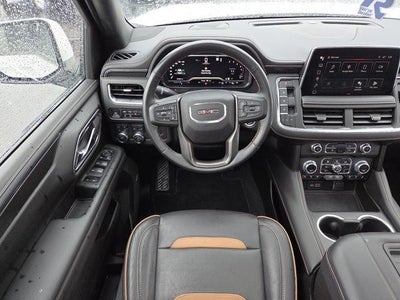 2023 GMC Yukon Base