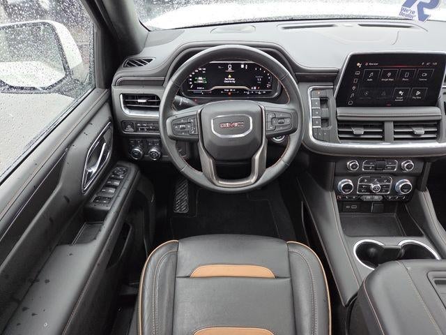 2023 GMC Yukon Base