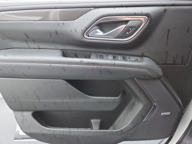 2023 GMC Yukon Base