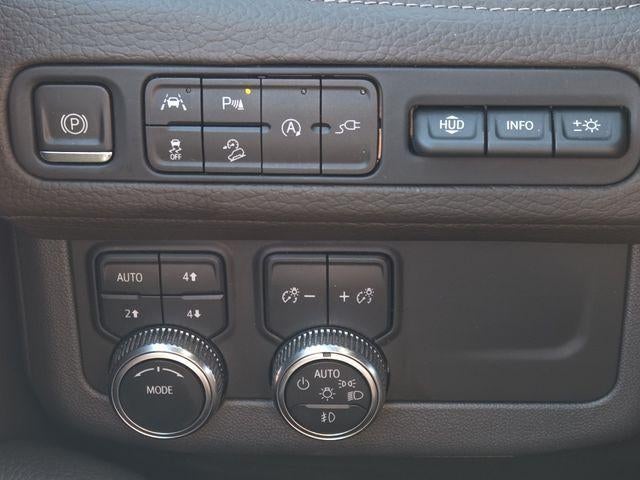 2021 GMC Yukon Denali - Photo 13