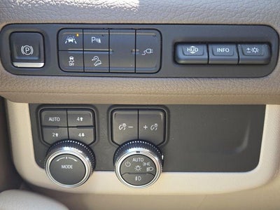 2021 GMC Yukon XL Base