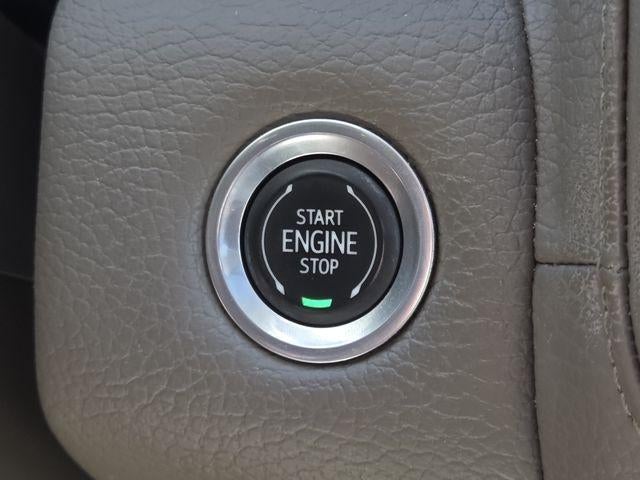 2021 GMC Yukon XL Base