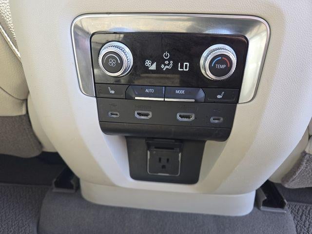 2021 GMC Yukon XL Base
