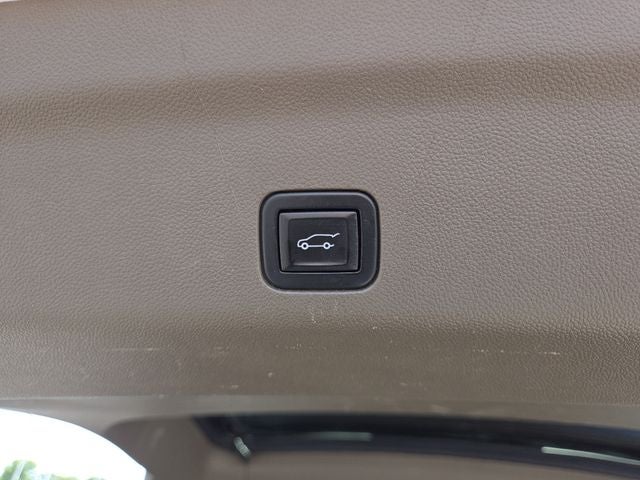 2021 GMC Yukon XL Base