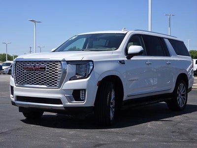 2021 GMC Yukon XL Base