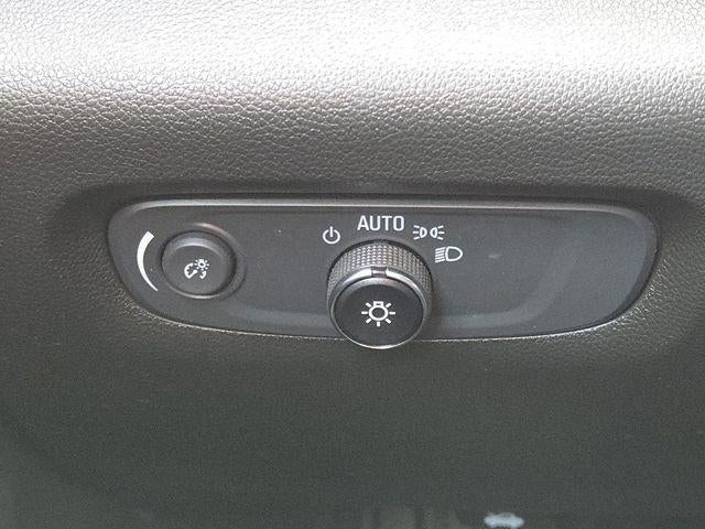 2022 Chevrolet Traverse Premier Redline Edition