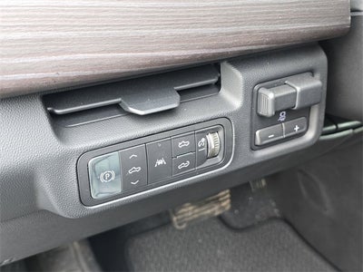 2024 GMC Sierra EV Denali Edition 1