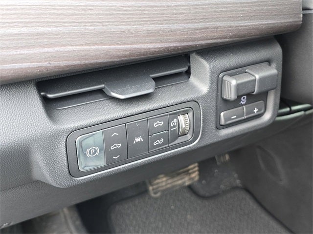 2024 GMC Sierra EV Denali Edition 1