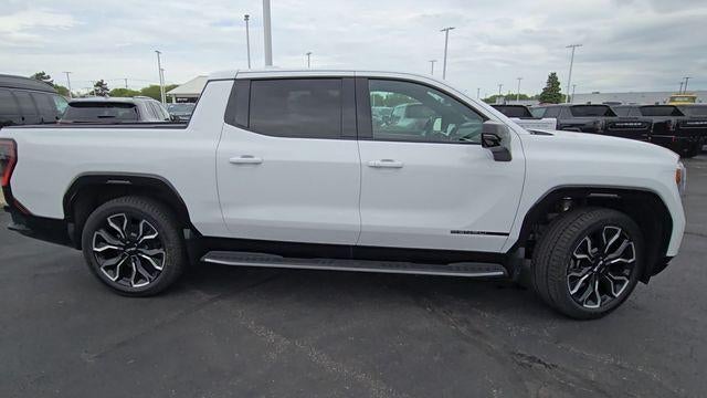 2025 GMC Sierra EV Denali