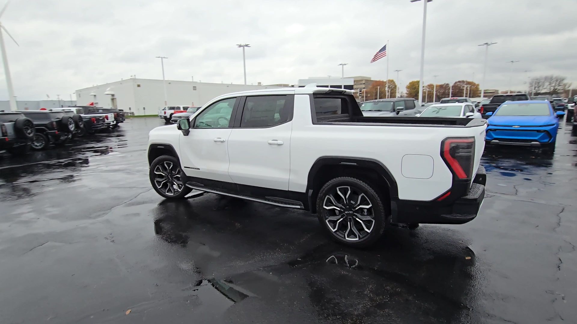 2025 GMC Sierra EV Denali