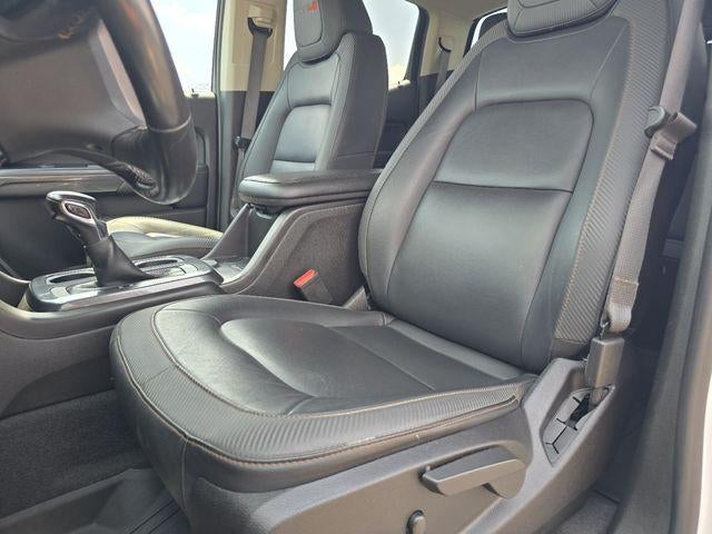 2022 GMC Canyon AT4 w/Leather