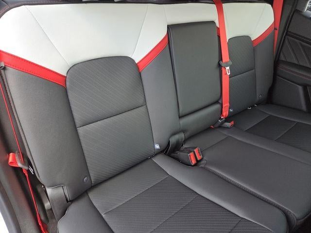 2026 GMC Canyon AT4X - Photo 25
