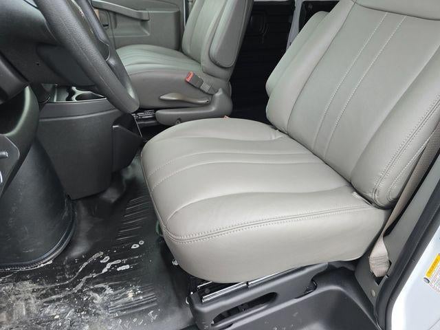 2025 GMC Savana Cargo 3500 Work Van