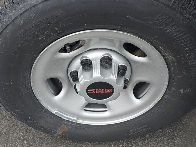 2025 GMC Savana Cargo 3500 Work Van