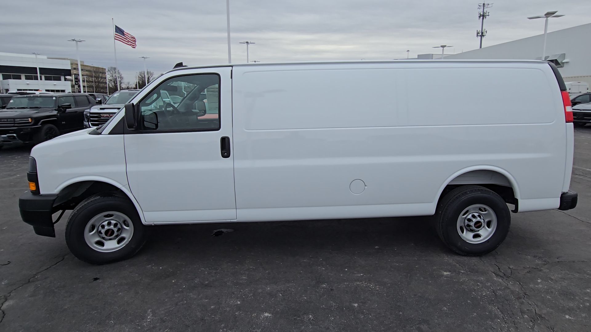 2025 GMC Savana Cargo 3500 Work Van