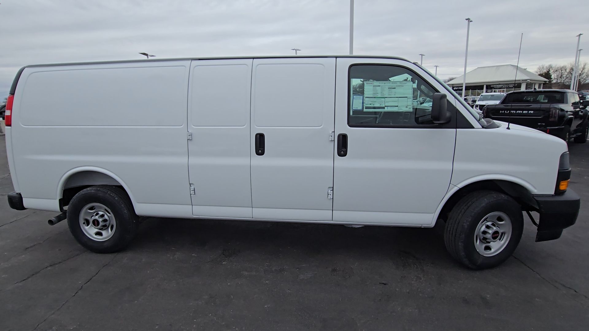 2025 GMC Savana Cargo 3500 Work Van