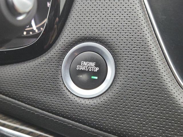 2017 Cadillac XT5 Base