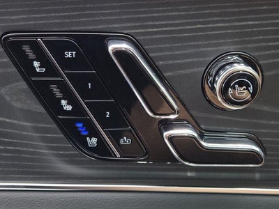 2025 Cadillac LYRIQ Luxury