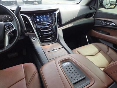 2015 Cadillac Escalade Luxury