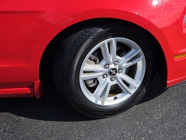 2014 Ford Mustang V6
