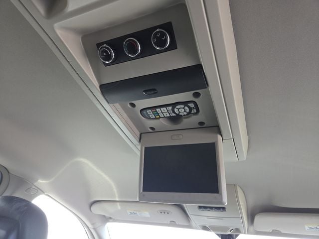 2013 Chrysler Town & Country Touring-L