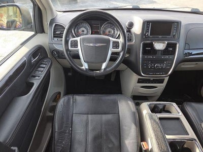 2013 Chrysler Town & Country Touring-L