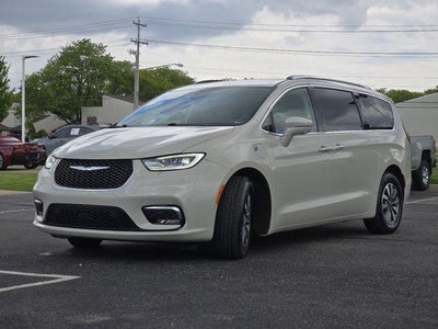 2021 Chrysler Pacifica Hybrid Touring L