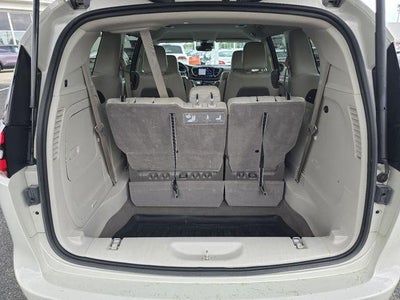 2021 Chrysler Pacifica Hybrid Touring L