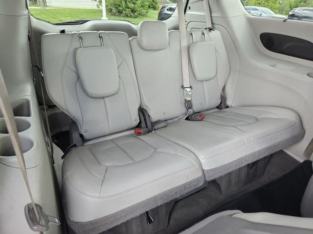 2021 Chrysler Pacifica Hybrid Touring L