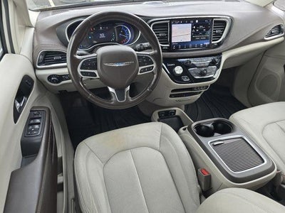 2021 Chrysler Pacifica Hybrid Touring L