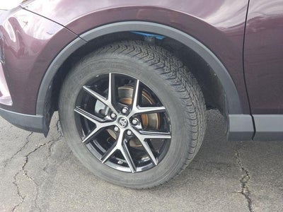 2017 Toyota RAV4 SE